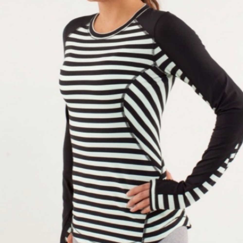 Lululemon Run Reflect Long Sleeve 4 Sea Stripe Mint polka dot detail sleeve